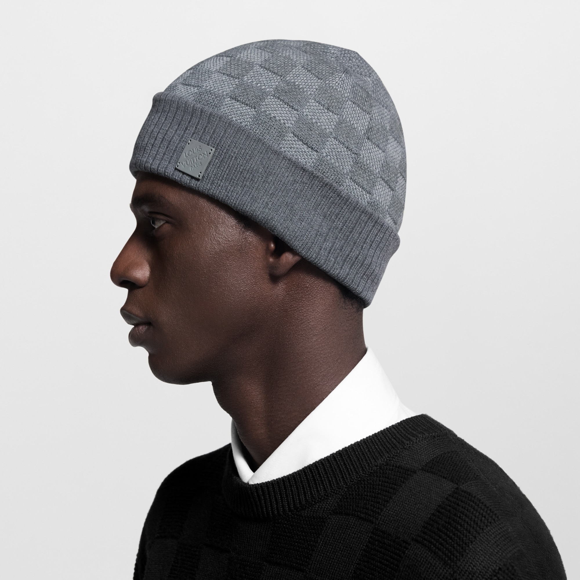 LOUIS VUITTON ダークグレー ニットビーニー Néo Petit Damier Beanie S00 - Holiday Gifts for Him | LOUIS VUITTON